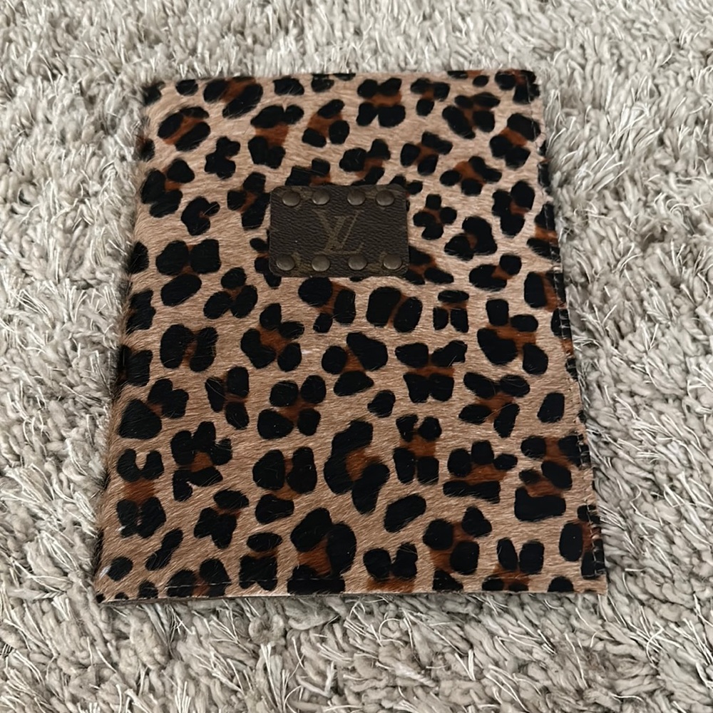 Cheetah print notebook cover